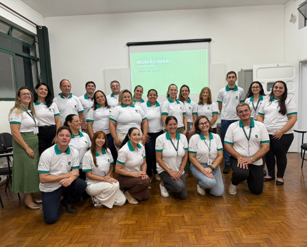Encontro com equipe pedag�gica marca in�cio das atividades do ano letivo no CJPII